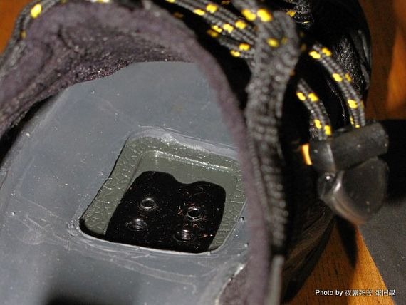 KEEN COMMUTER II_007
